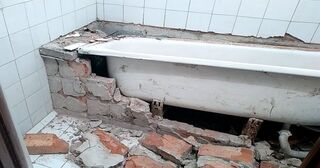 Демонтаж ванны в Тайшете от Мастер24 — быстро, недорого, вывоз старой ванны от 1039 руб.